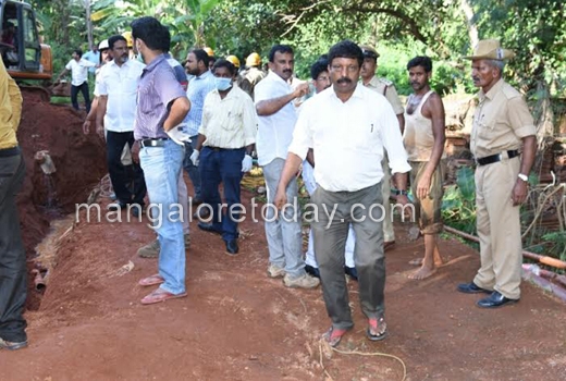  Two labourers die after water pipeline 1